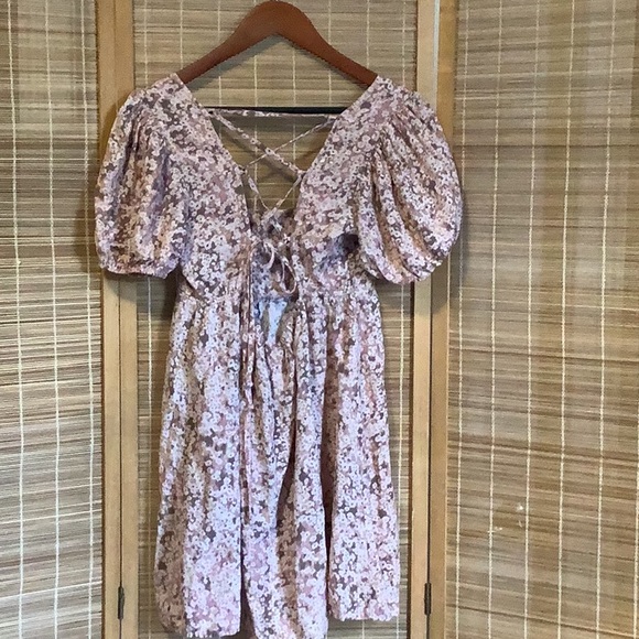 Floral Puff Sleeve Mini Dress - Picture 4 of 8
